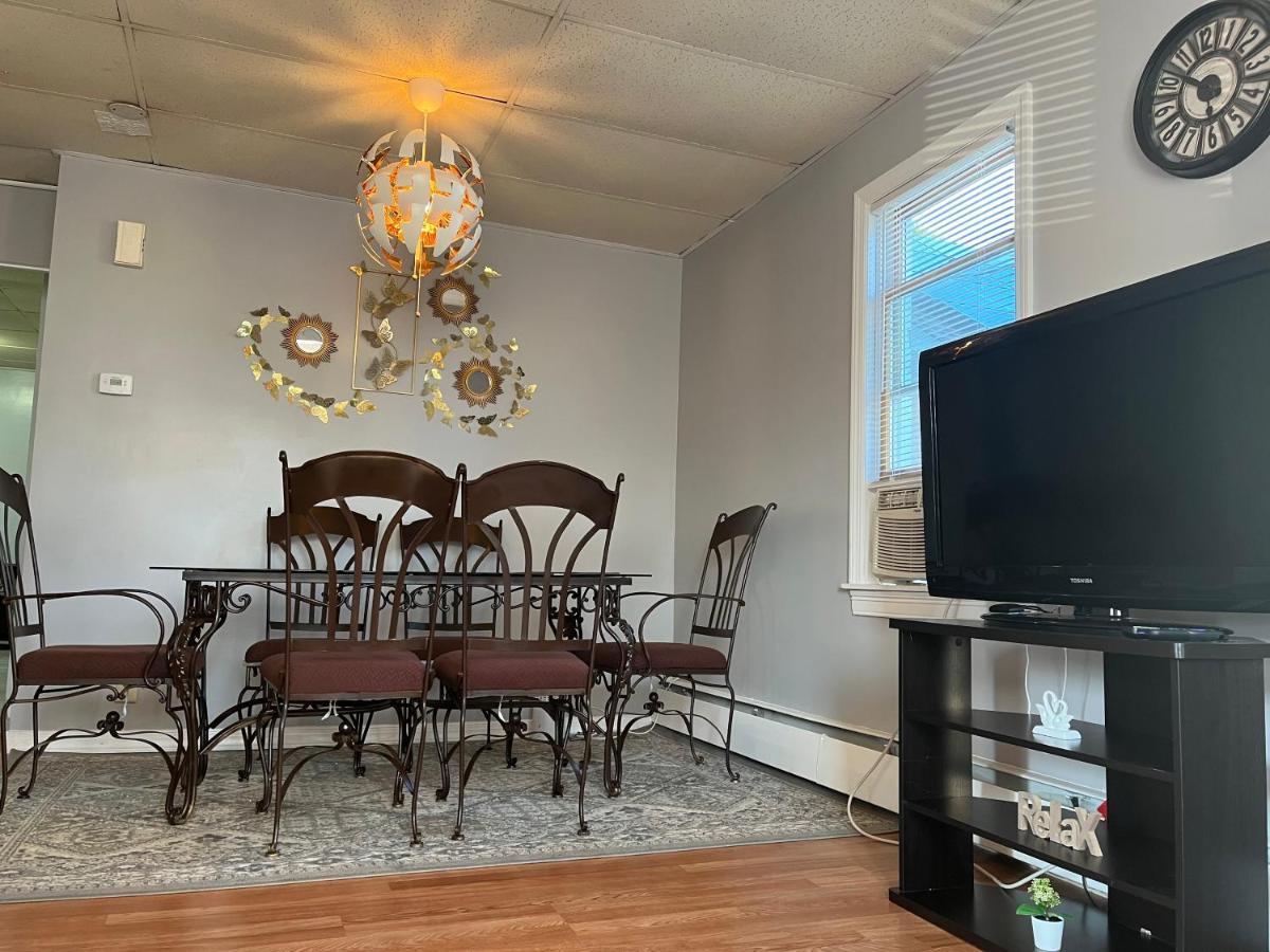 Lovely Three Bedroom Apartment Near Jersey City And Newyork Linden Ngoại thất bức ảnh